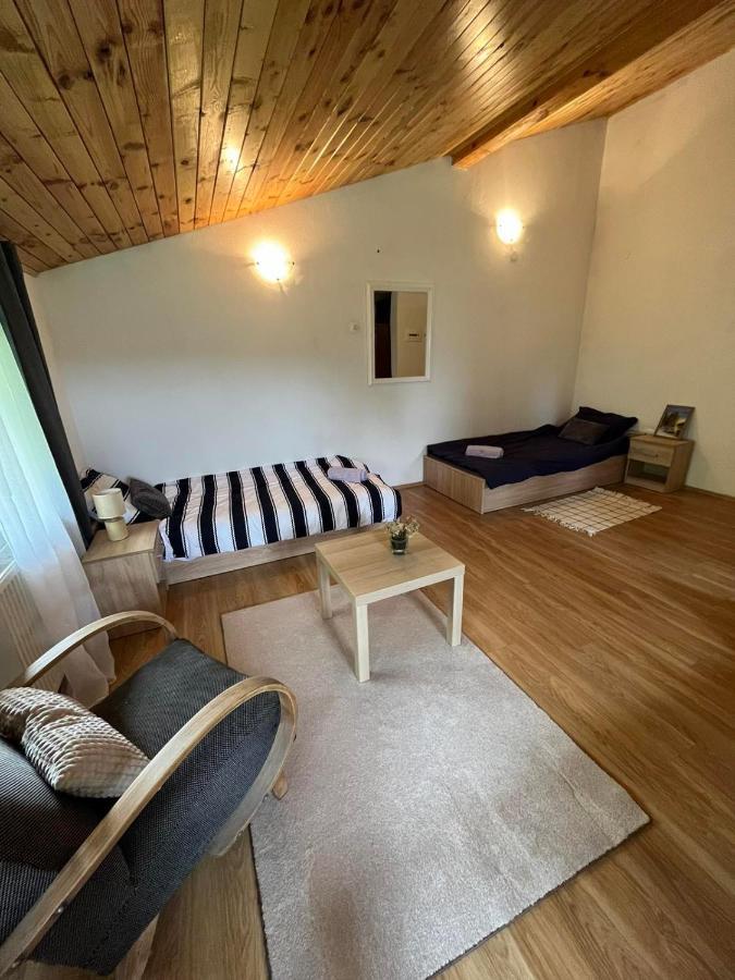 Rooms Ljubenko Karlovac Esterno foto