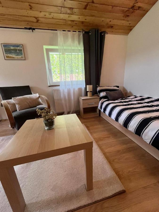 Rooms Ljubenko Karlovac Esterno foto